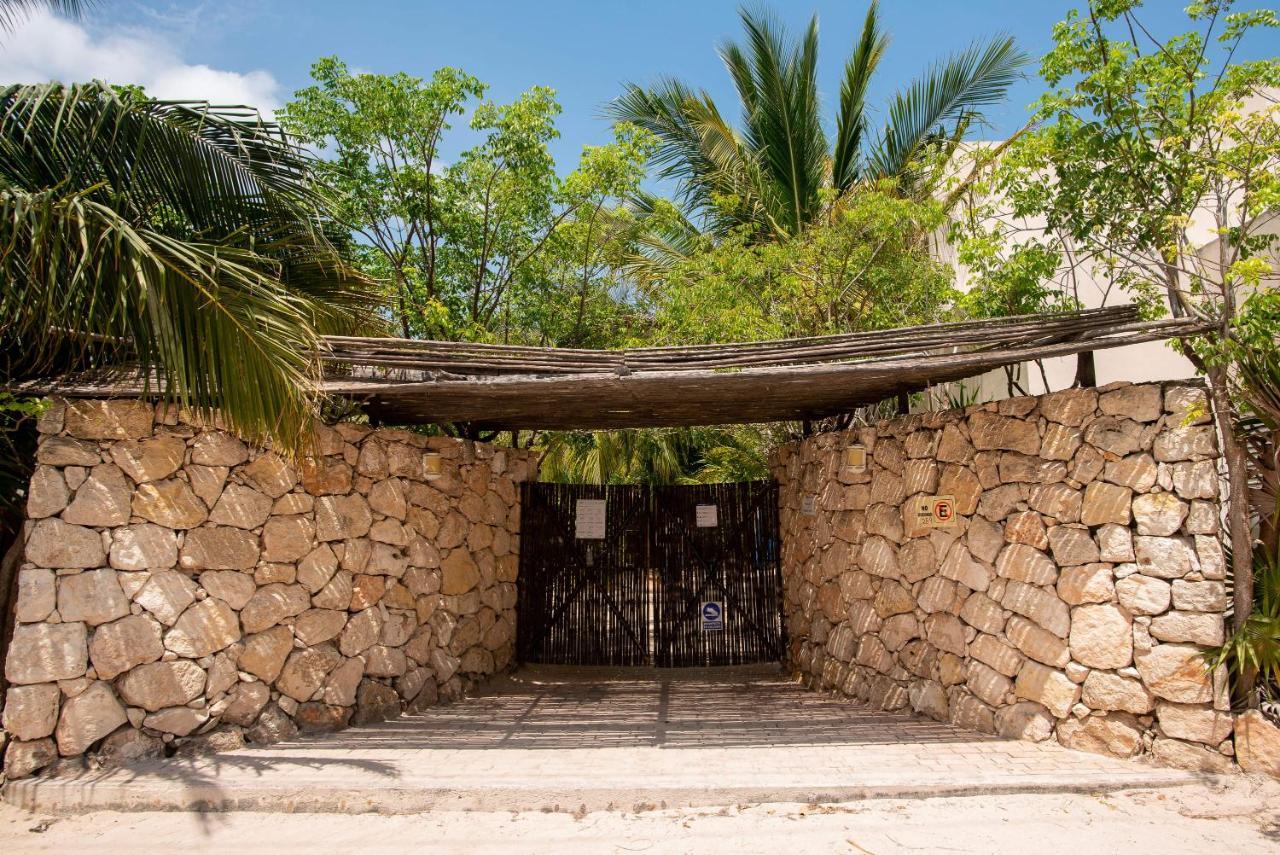 87972 Romantic Condo, Best Retreat For A Couple, 1 Block From The Ocean Progreso  Exterior foto