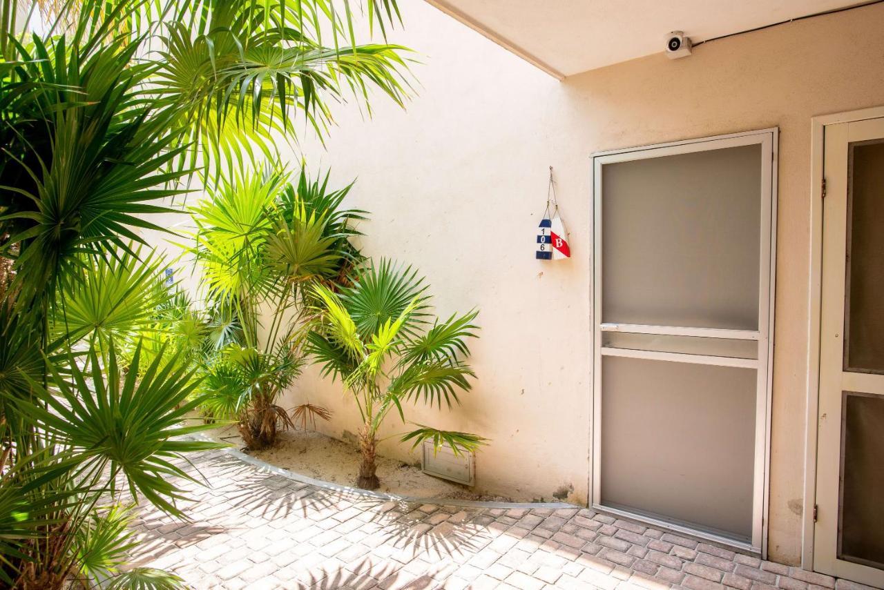 87972 Romantic Condo, Best Retreat For A Couple, 1 Block From The Ocean Progreso  Exterior foto